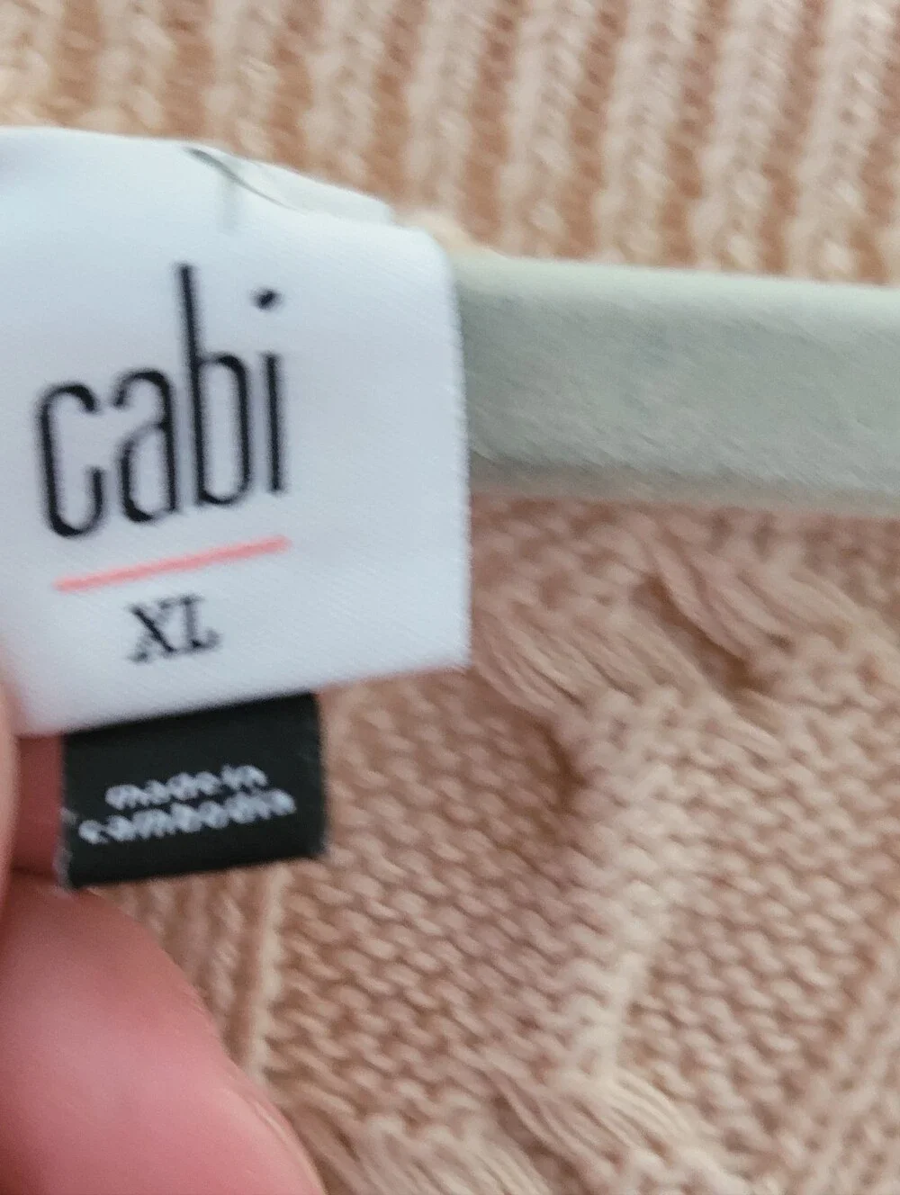 Cabi XL Fisherman Cream Cable Knit V-Neck Sweater